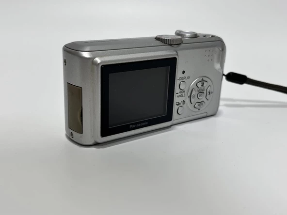 PTTAVM: Panasonic Lumix DMC-LS2 5MP Kompakt Dijital Fotoğraf