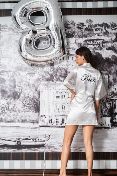 Saten Siyah Bride Nakışlı Gelin Sabahlığı ürün görseli 1