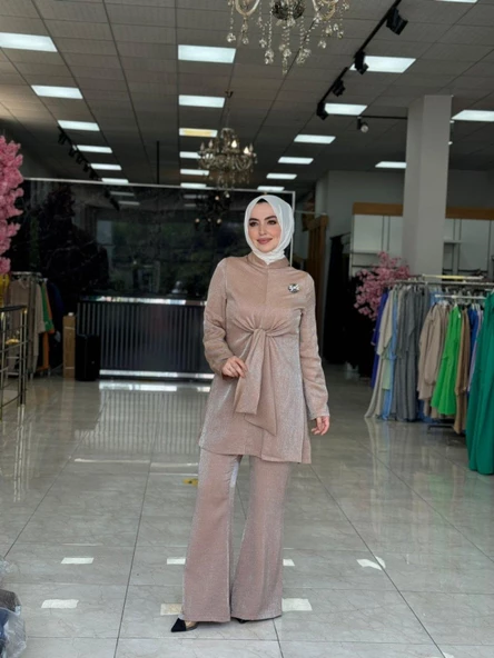 Kuşak Detaylı Takım Vizon ürün görseli 1