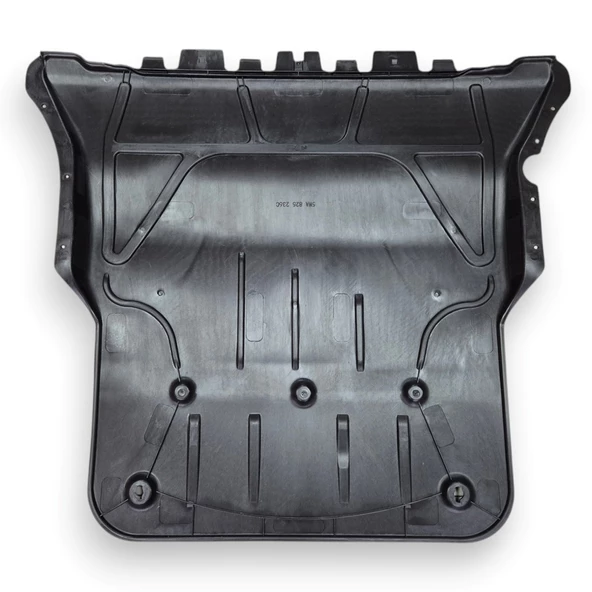 Audi Q2 2021-2024 Motor Alt Muhafaza Plastik Büyük Tip 5WA825236C ürün görseli 1