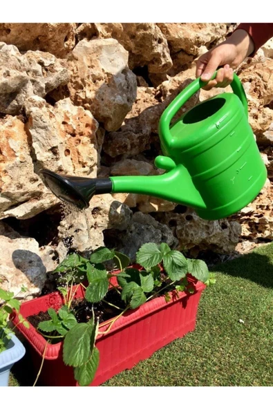 Plastik Sulama Bidonu 5 Lt Süzgeçli Sulama Bidonu Bahçe Bitki Çiçek Sulama Bidonu Sulama Kabı ürün görseli 1
