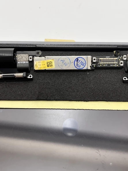 Apple Macbook Pro A1706 LCD Ekran ve Kasa - Resim 5
