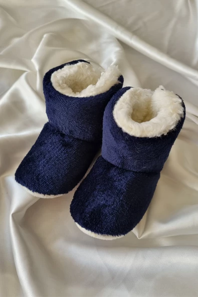 Peluş Bebek Tüylü Kaymaz Taban Patik 0-9 Ay Panduf ürün görseli 1
