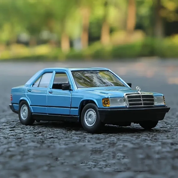 Burago 1/24 Mercedes Benz 190E 2.6 Model Araç Mavi 17,7cm x 5,5cm x 7,3cm ürün görseli 1