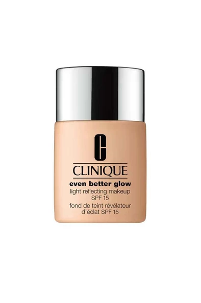 Clinique Even Better Glow CN 74 Beige SPF15 30 ml Fondöten ürün görseli 1
