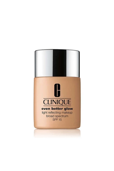 Clinique Even Better Glow CN 90 Sand SPF15 30 ml Fondöten ürün görseli 1