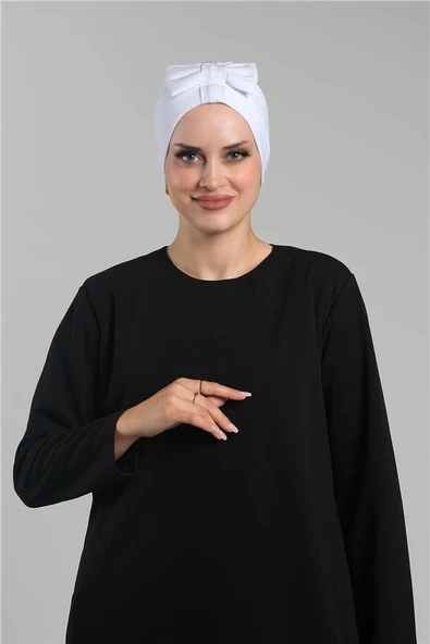 Beyaz Pratik Hazır Geçmeli Fiyonklu Bone Sandy Çift Taraflı Çapraz 3007B_42 ürün görseli 1
