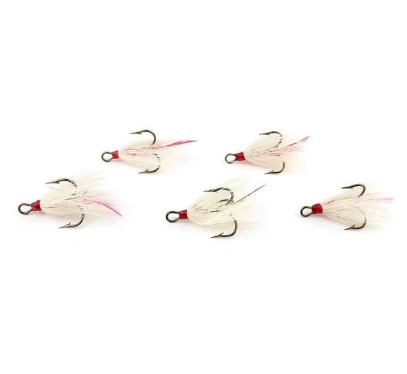 Mustad 611113 No:8 3lü İğne Beyaz Tüylü 5li Pkt ürün görseli 1