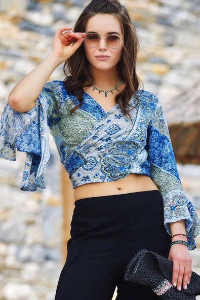 İspanyol Kol Crop Bluz ürün görseli 1
