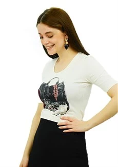 Çanta Baskılı Krem T-Shirt ürün görseli 1