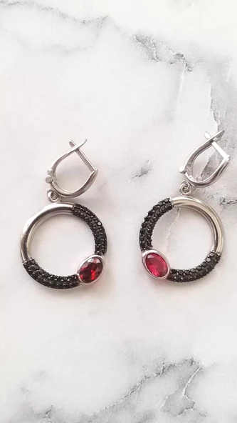 925 Ayar Gümüş Garnet & Oniks Taşlı Küpe ürün görseli 1