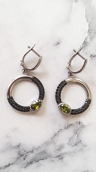 925 Ayar Gümüş Peridot & Oniks Taşlı Küpe ürün görseli 1