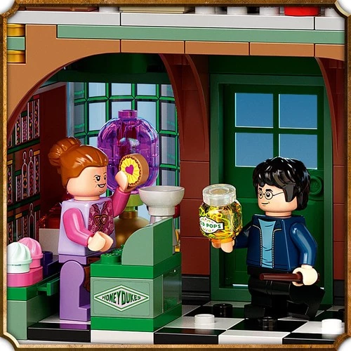 LEGO Harry Potter 76388 Hogsmeade Village Visit - Resim 5
