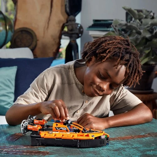 Lego Technic 42120 Rescue Hovercraft - Resim 6