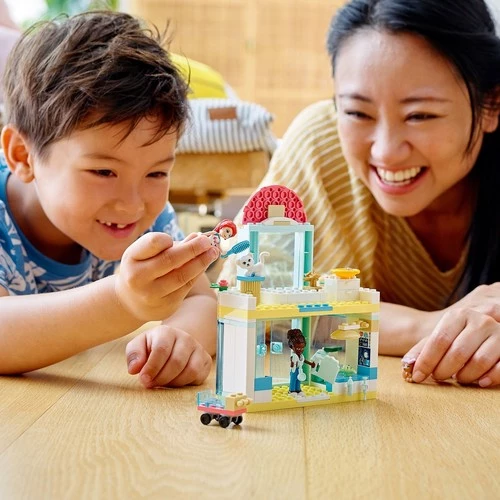 LEGO Friends 41695 Pet Clinic - Resim 4