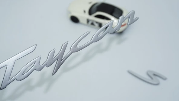 DK Tuning Porsche Taycan S Bagaj 3M 3D Gri ABS Yazı Logo Amblem ürün görseli 1