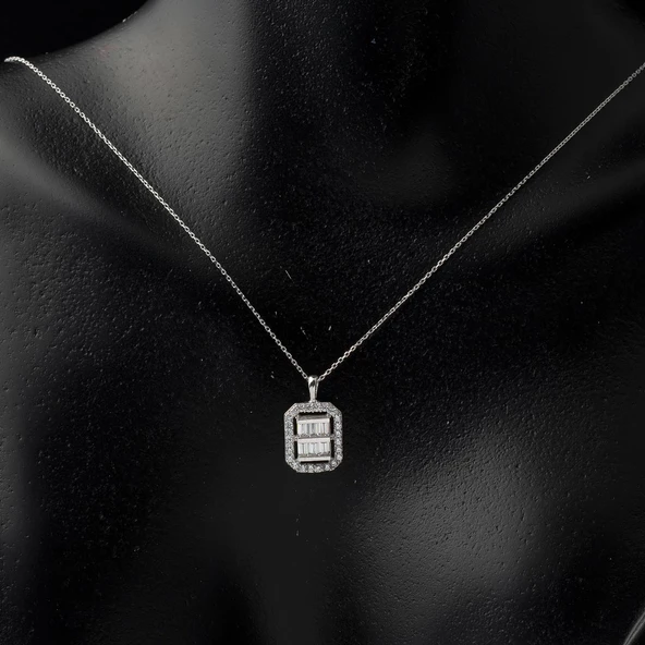 Crystal Baget Taşlı Beyaz Altın Kolye - Resim 2
