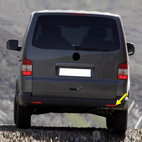 VW Transporter T5 2004-2010 Arka Tampon Sağ Reflektörü 7E0945106 ürün görseli 1