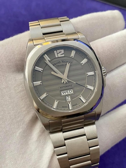 Armand Nicolet Tramelan J09 Çelik Kordon Erkek Kol Saati 2. El ürün görseli 1