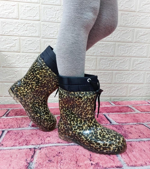 Çağrı Leopar Desenli İçi Kürklü Kız Çocuk Kar Yağmur Çizmesi ürün görseli 1
