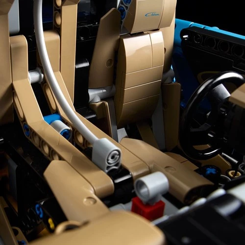LEGO Technic 42083 Bugatti Chiron Araba (3599 Parça) - Resim 6