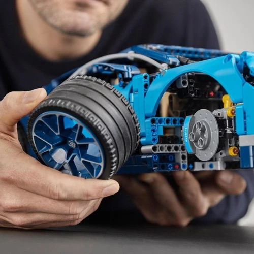 LEGO Technic 42083 Bugatti Chiron Araba (3599 Parça) - Resim 8