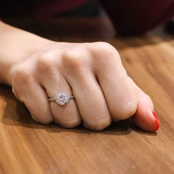 925 Ayar Gümüş 1,7 Carat Tektaş Yüzük ürün görseli 1