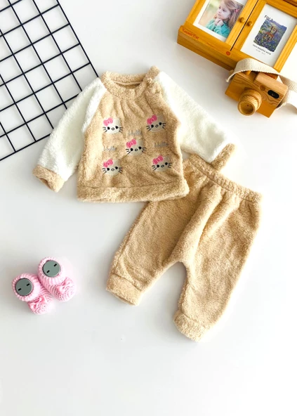 Neşeli Bebeklerimiz Hello Kitty Nakışlı Desen Welsoft Takım Kahve ürün görseli 1