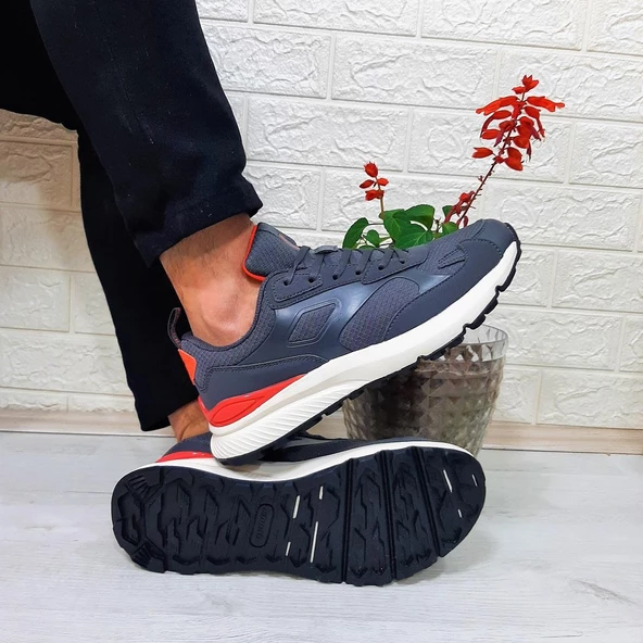 Kinetix Bret Koyu Gri Fuspetli Kaymaz Erkek Spor Ayakkabı ürün görseli 1