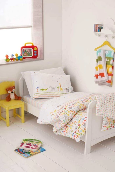 Sevimli Arkadaşlar Çocuk Bebek Nevresim Takımı 100x150 ürün görseli 1