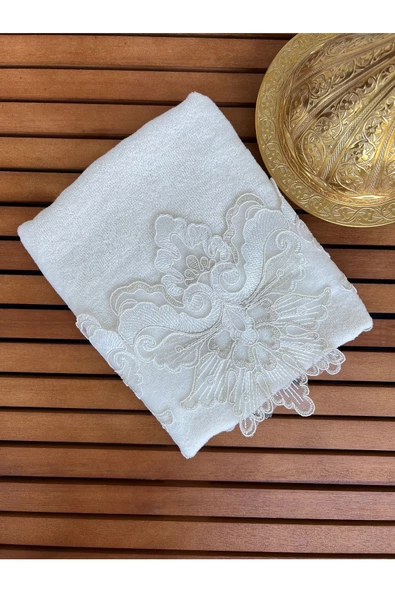 Liya kadife havlu krem 50 × 90 ürün görseli 1