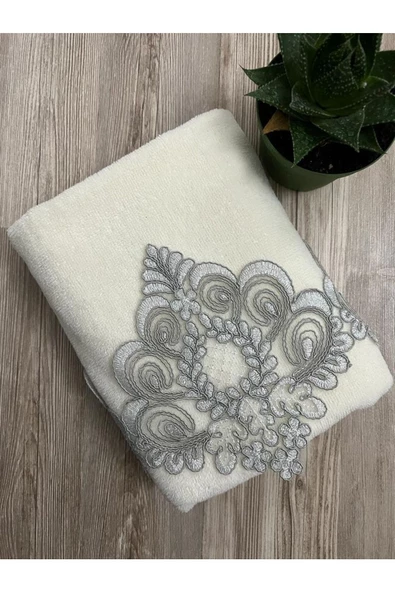 Taç Kadife El Ve Yüz Havlusu 50/90cm ürün görseli 1