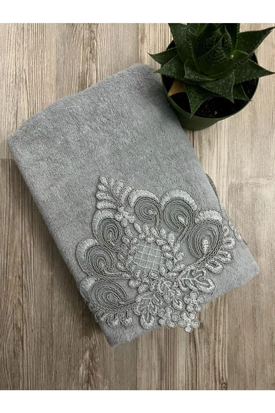 Taç Kadife El Ve Yüz Havlusu 50/90cm ürün görseli 1