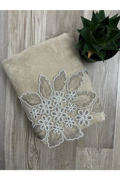 Yaprak Kadife El Ve Yüz Havlusu 50/90cm ürün görseli 1