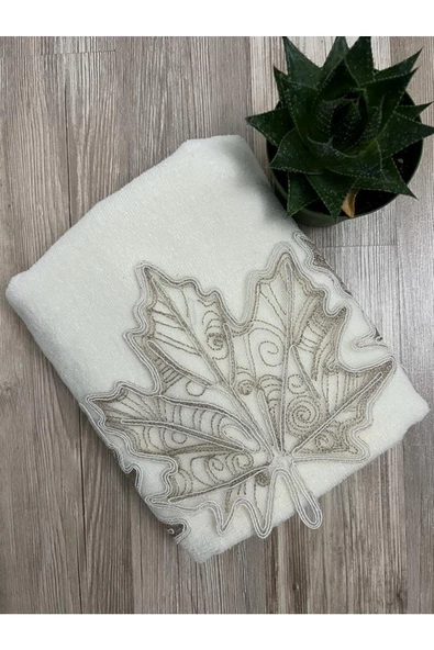 Yonca Kadife El Ve Yüz Havlusu 50/90cm ürün görseli 1