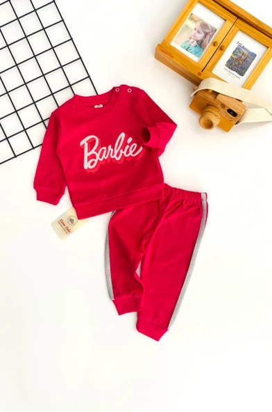 Neşeli Bebekler Barbie Baskılı Desen Parlak Gri Çizgili İki İplik Penye Kumaş Takım Fuşya ürün görseli 1