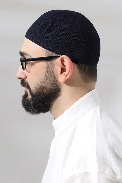 Lacivert Safir Dantel Detaylı Örme Namaz Takkesi - Resim 3