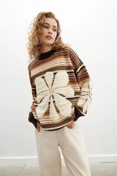 Peraluna AMELIA PULLOVER Yüksek Yaka Çiçek Desen Çok Renkli Organik Pamuk Karışım Kadın Triko Kazak - Kahve Multi ürün görseli 1