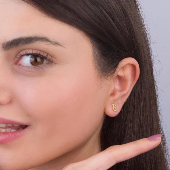 14 Ayar Altın E Harf Küpe 0,45 gr - Resim 3