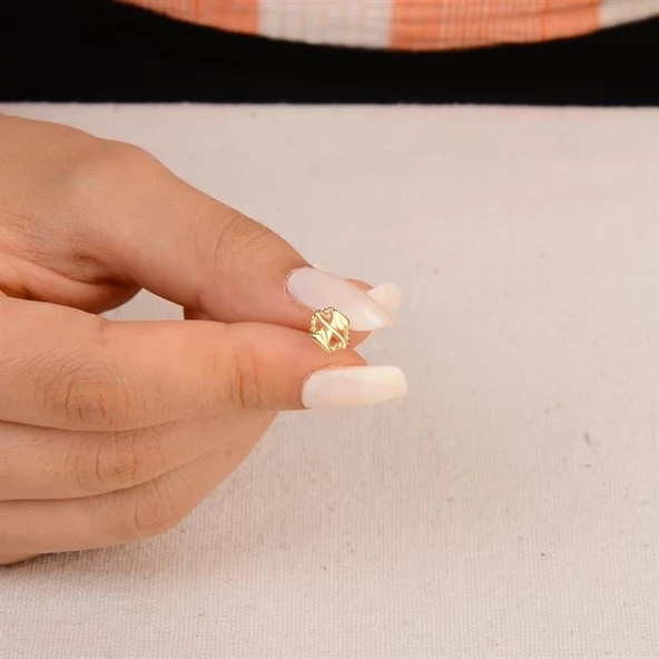 14 Ayar Altın Modern Küpe 1,31 gr - Resim 3