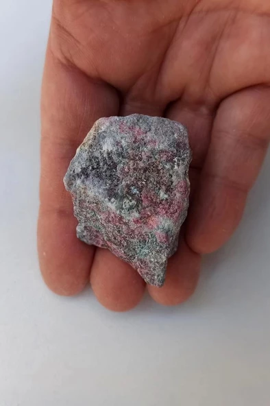 Yakut Karışımlı Kyanit Doğal Parça 238-1 ürün görseli 1