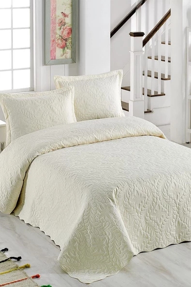 Ivy Krem Çift Kişilik Microfiber Kapitone Yatak Örtüsü ürün görseli 1