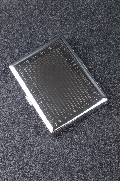 Silvio Monetti Desenli Metal Sigara Tabakası SMTBKCB005R2 ürün görseli 1