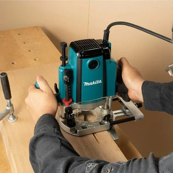 Makita RP1802 Freze - Resim 2