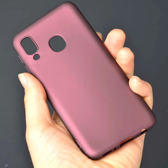 Galaxy A20E Kamera Korumalı Mat Soft Esnek Kalite Silikon Kılıf ürün görseli 1
