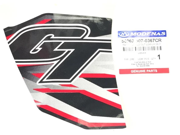 MODENAS GT135 DIŞ DİZLİK GT ETİKETİ KIRMIZI SOL ORJİNAL ürün görseli 1