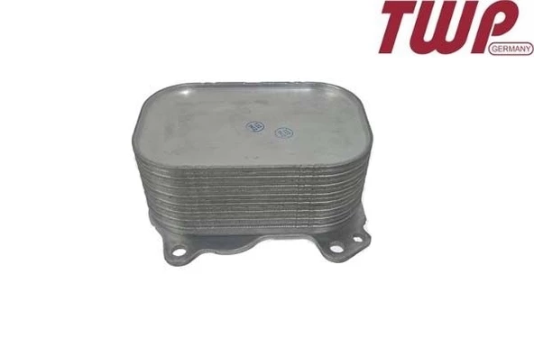 05L117021B Yağ Soğutucu - Caddy-Arteon-Passat-Superb-Kodıaq-Ateca-Q3-2.0-Tdı-Dtrc-Dsrb-Dtsb-Dtua ürün görseli 1