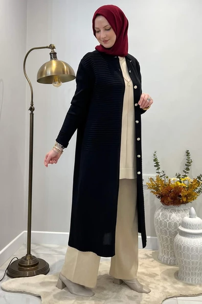 Manolya Siyah Triko Hırka - Resim 7
