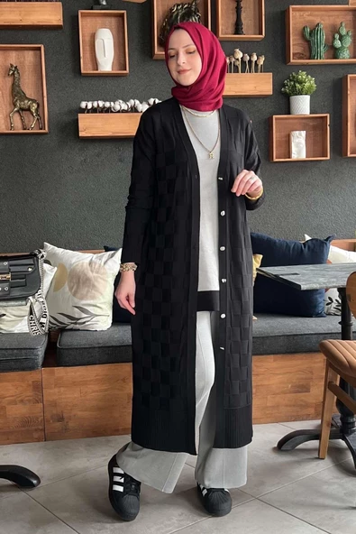 Dama Desenli Siyah Triko Hırka - Resim 3