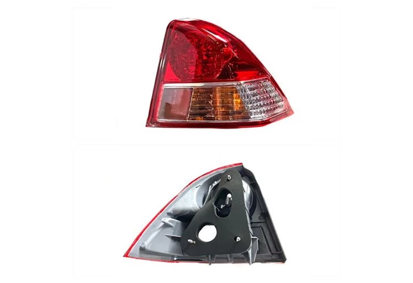 Leoparts Honda Cıvıc Stop Lambası Dış Sağ 2003-2005 33501-S5B-003 ürün görseli 1